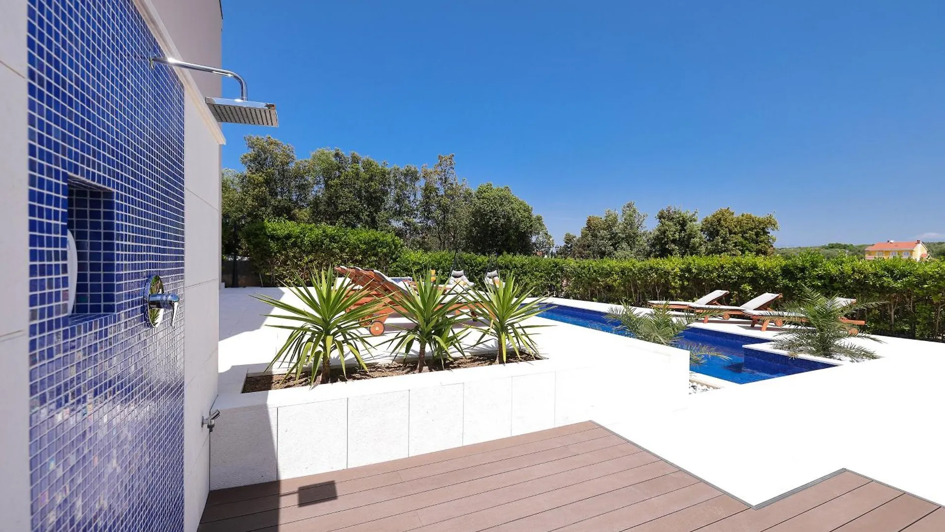 Villa Pino With Pool, Sauna & Jacuzzi 2 Petrcane