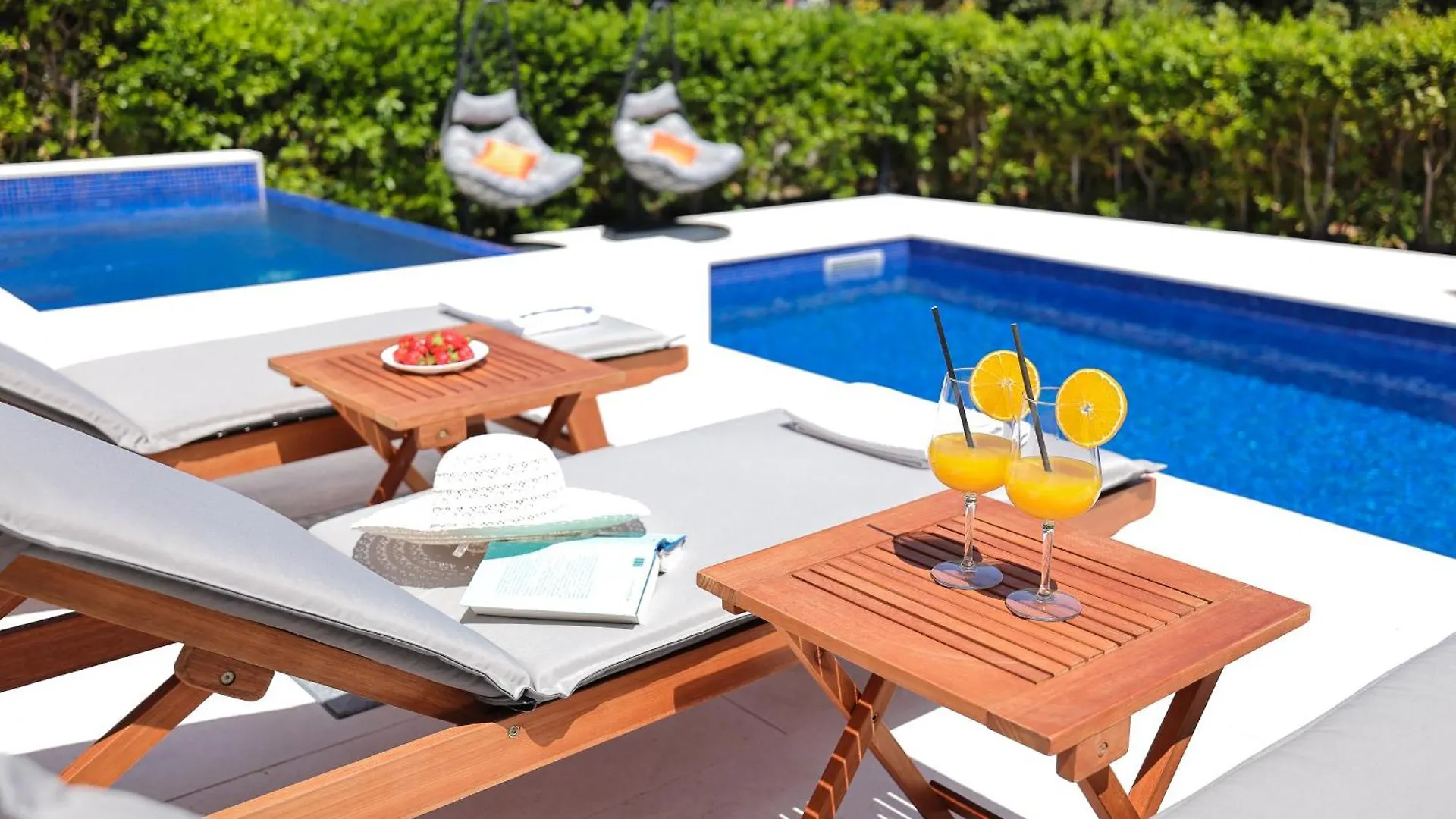 Villa Pino With Pool, Sauna & Jacuzzi 2 Petrcane Apartment