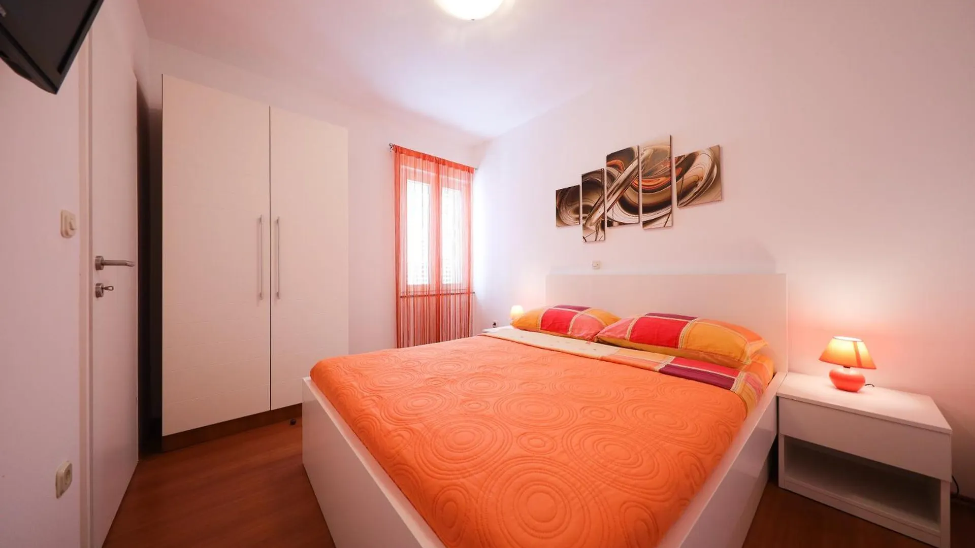 Villa Pino With Pool, Sauna & Jacuzzi 2 Petrcane Croatia