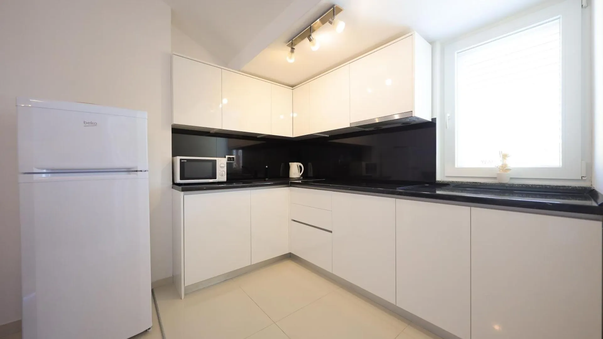 Apartment Villa Pino With Pool, Sauna & Jacuzzi 2 Petrcane Croatia