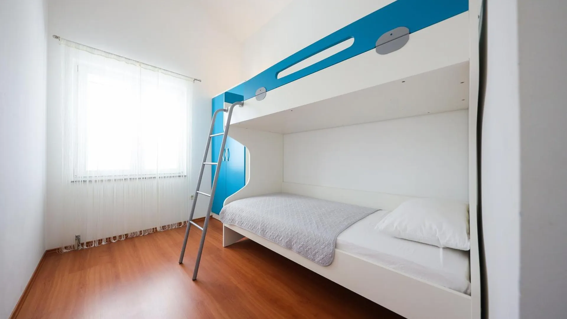 Villa Pino With Pool, Sauna & Jacuzzi 2 Petrcane 0*,
