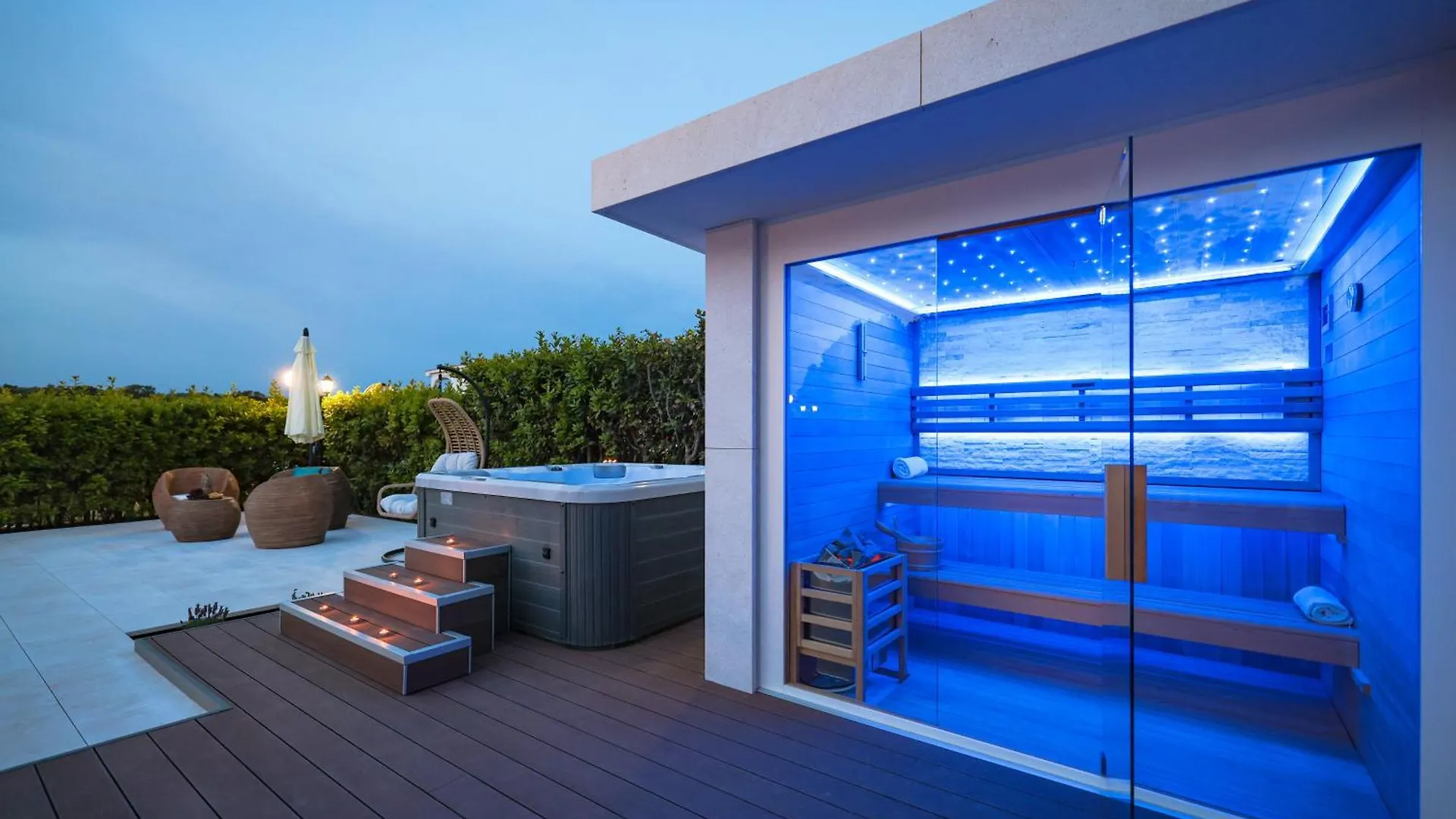 Villa Pino With Pool, Sauna & Jacuzzi 2 Petrcane Apartment