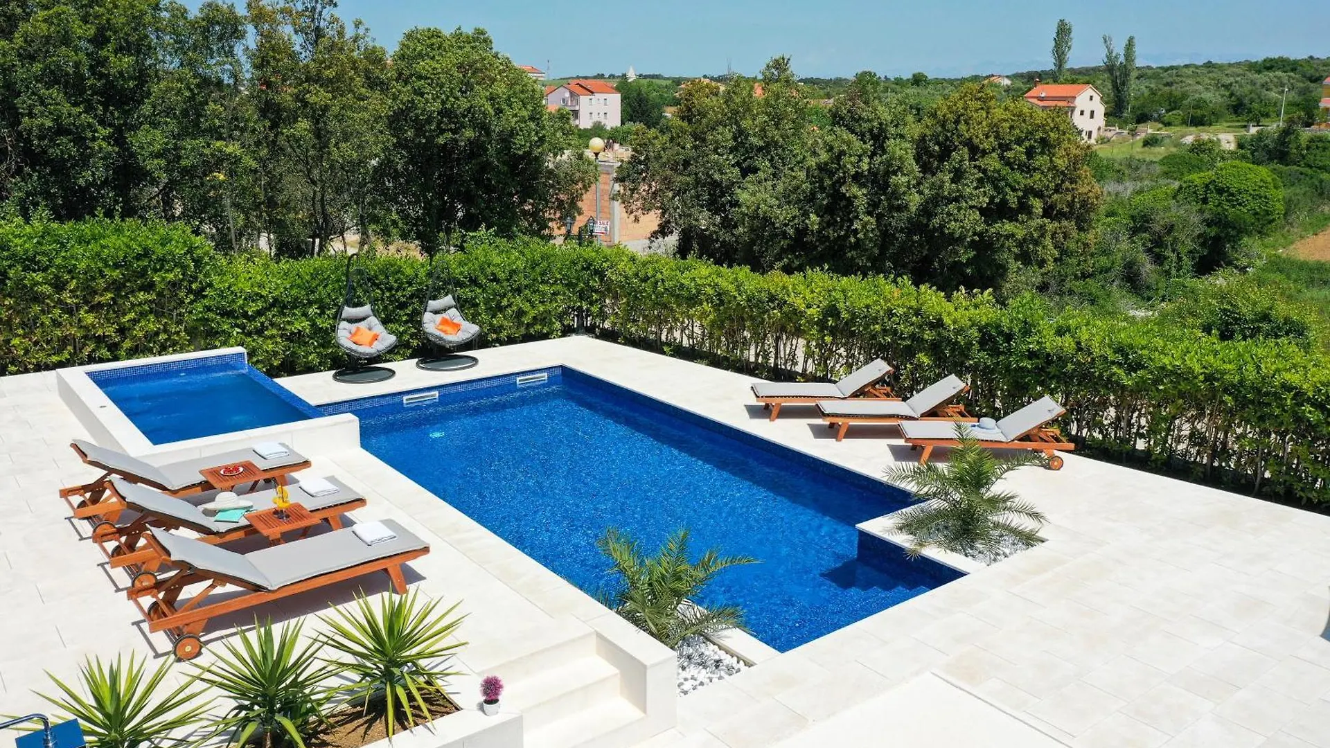 Apartment Villa Pino With Pool, Sauna & Jacuzzi 2 Petrcane